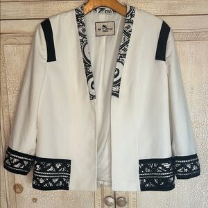 Etro Milano White Open Front Jacket Black Paisley Trim Italy 48 Vintage